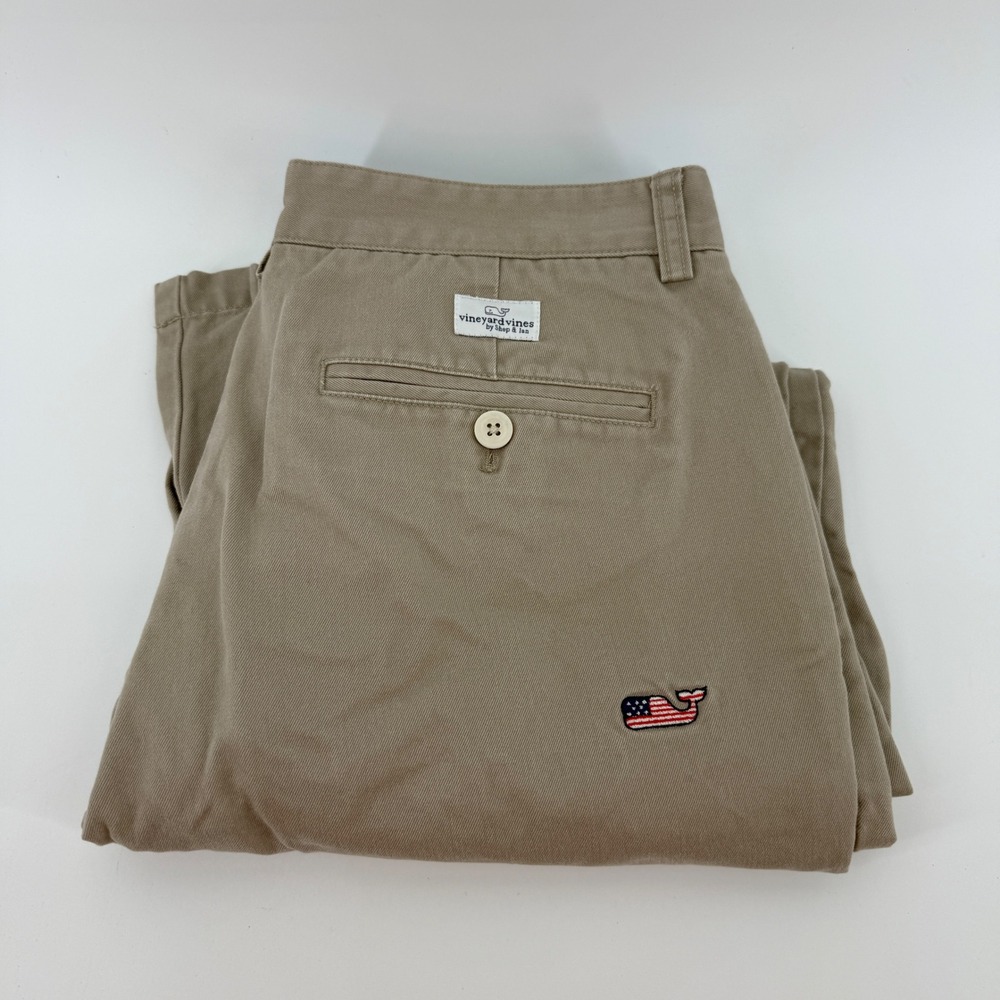 Vineyard Vines Mens 32x30 Khaki Chino All Over Pants American Flag Whale Tan